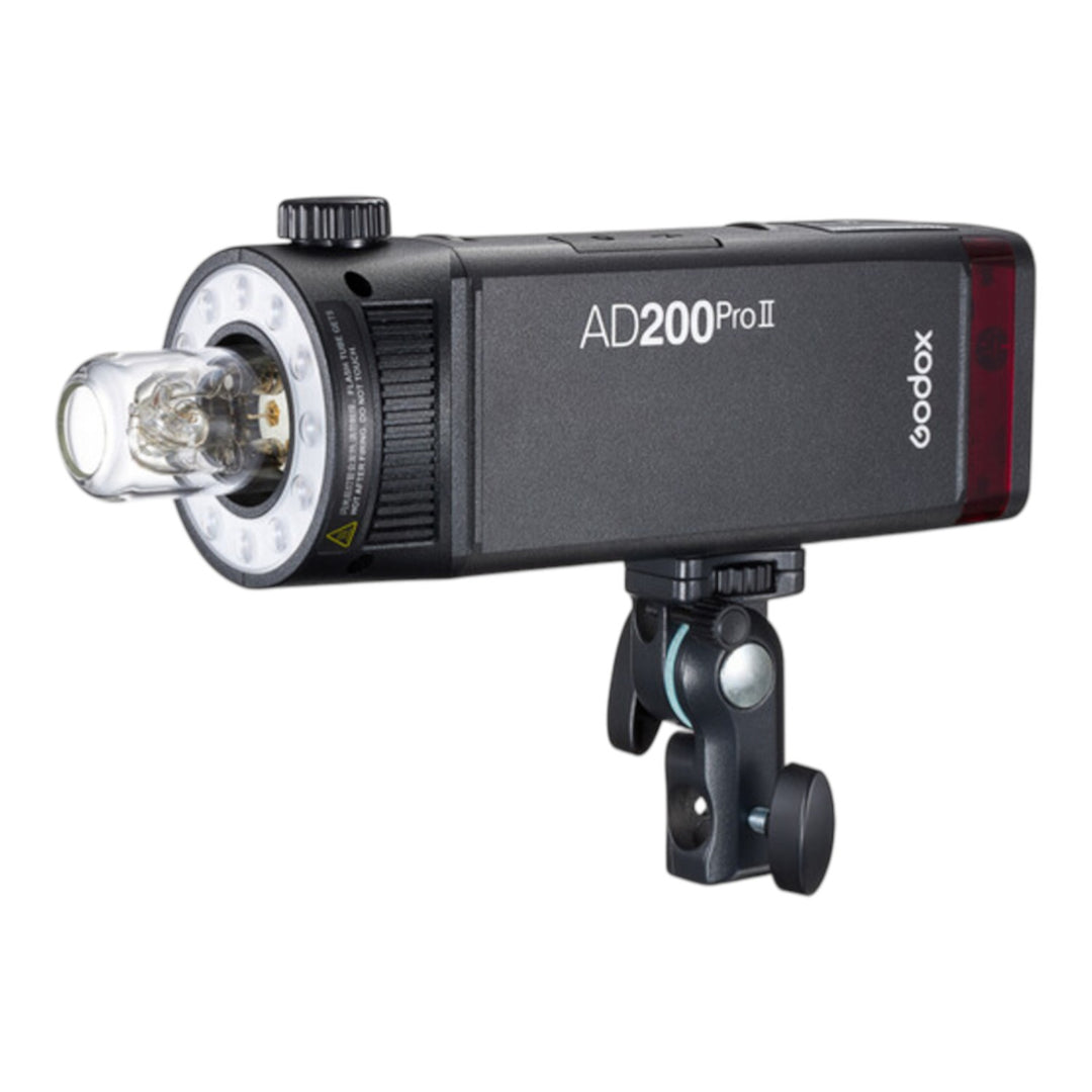 Godox AD200Pro II Taşınabilir Bataryalı Paraflaş